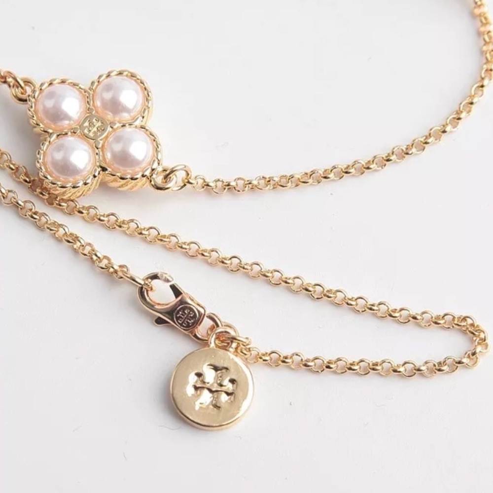 Tory Burch Rope Clover Rosary Pearl Necklace - Picture 2 of 8